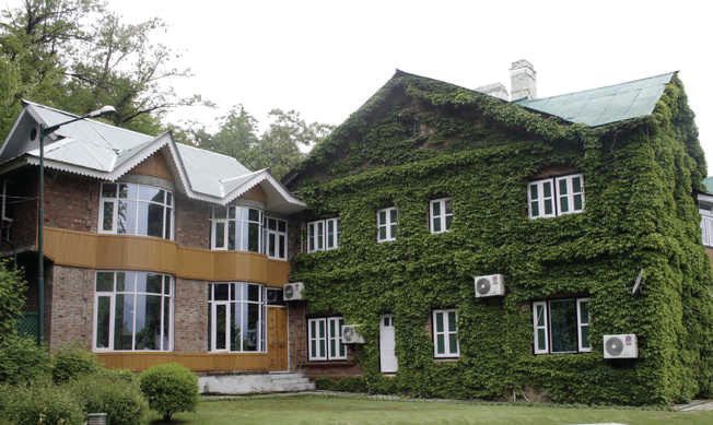 Mehbooba asked to vacate Fairview residence on Gupkar road: Report