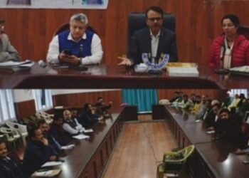 Union Jt. Secy inspects Amrit Sarovars, launches plantation drive, interacts with PRIs