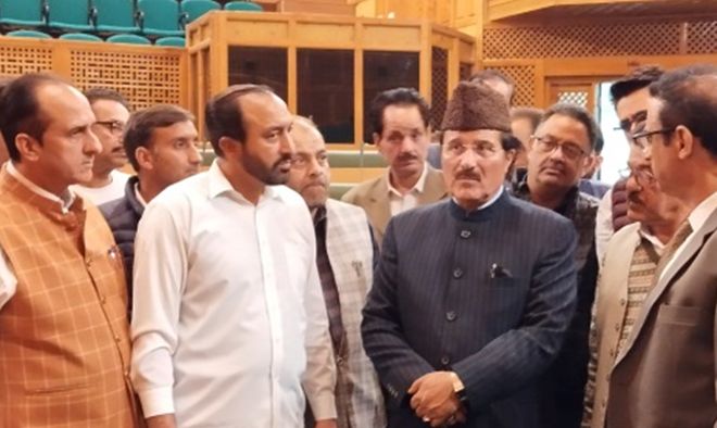 Mubarak Gul visits Legislative Complex; asks for proper arrangements for oath ceremony