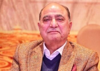 Big announcement soon, say Kashmir hoteliers