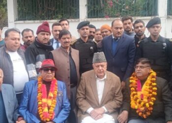 Dr Karnail Singh former Commandant BSF join NC in presence of Farooq Abdullah