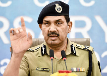 NIA chief visits Jammu encounter site