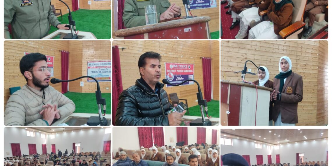 Police organises debate competition on drug abuse on the theme “Nasha Mukht Bharat Abhiyan” in Ganderbal