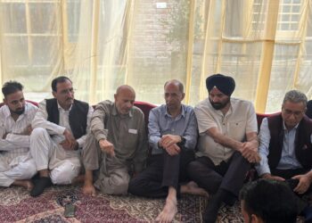Nasir, Shammi visit Langate, offer condolences with Er Rashid