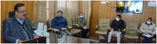 Navin chairs meeting to review implementation of PM Fasal Bima Yojana in JK