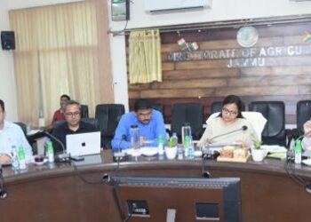 Nitu Gupta reviews implementation of agriculture, allied sector schemes in Jammu Division