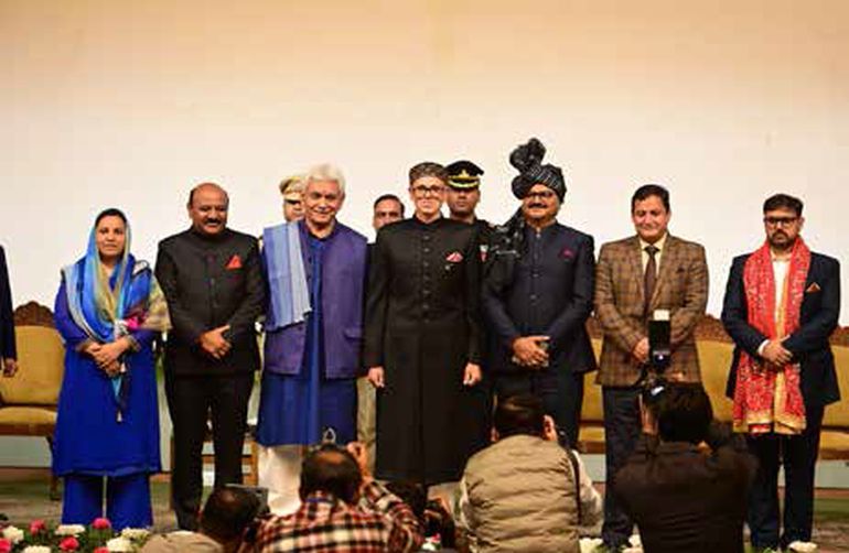 Avoid “stick waving, aggressive gestures: CM Omar to JK Police