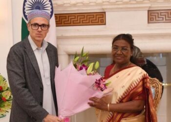CM Omar Meets Prez Droupadi Murmu At Rashtrapati Bhavan