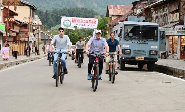 Restoring Normalcy: CM Omar pedals through Pahalgam with his sons