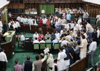 Opposition Parties From Kashmir Move No- Confidence Motion Against Speaker For Rejecting Discussion On Waqf bill