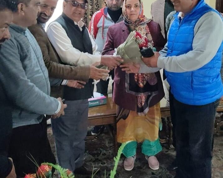 JKECC delegation calls on Education Minister Itoo, express gratitude for reviewing TET order