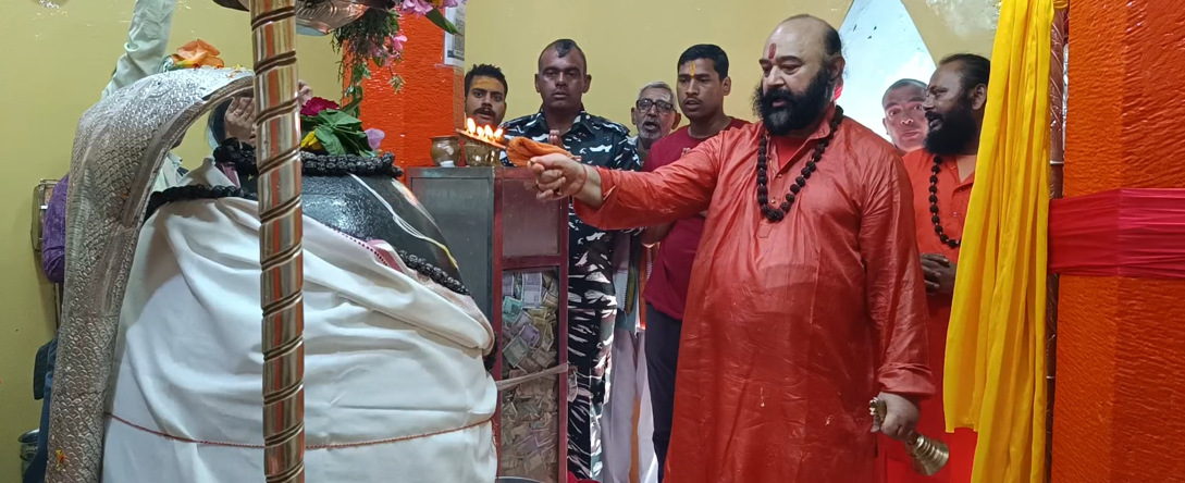 Amarnath Yatra 2023 | Chhari Mubarak Taken To Shankaracharya Temple In Srinagar