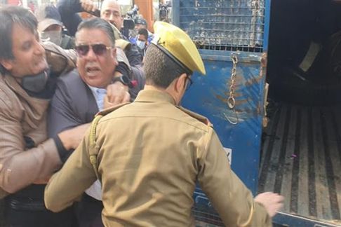 PDP leaders, workers detained, office sealed