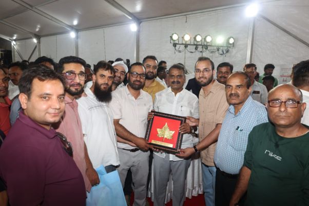 PIB Srinagar Media Delegation Visits ICF, Chennai Port, Meets MoS L Murugan