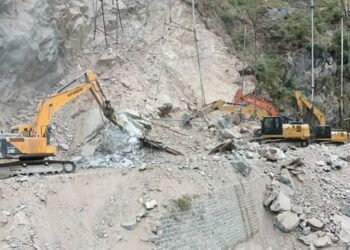 Ramban Under-Construction Tunnel Collapse: LG constantly monitoring situation, Rescue Ops discussed with top officials