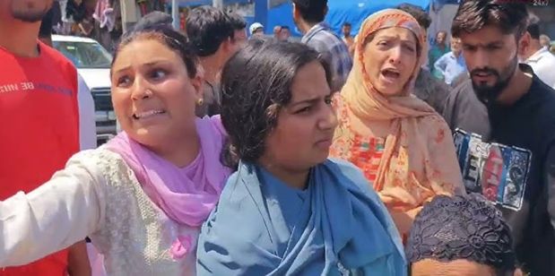 Patient dies due to alleged medical negligence at Paras Hospital Srinagar, family demands action, Govt intervention