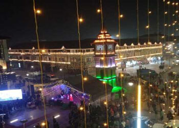 People gathered first time in historic Lal chowk to celebrate New Year Eve