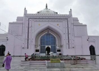 Plea claiming Jama Masjid being Mahadev temple moved
