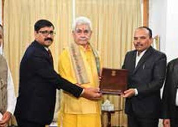 J&K CEO Pole Meets LG Sinha, Submits J&K Assembly Election Result Notification