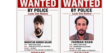 Police Issue Lookout Notices for Two Wanted Persons in Anantnag