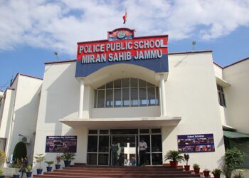 Students of J&K Police Public School shine in On-Spot Painting Competition organised by the NHPC
