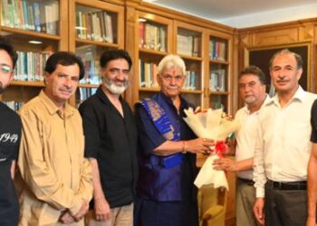 Senior IAS Officers, Kailakh Trust Delegation, Polo View Traders Meet LG Sinha