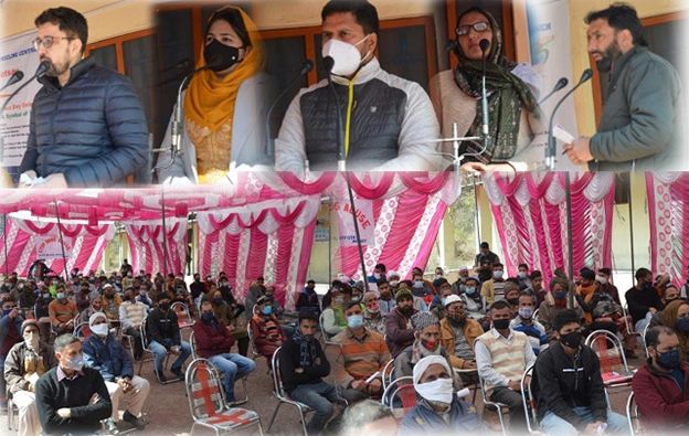 Poonch Admin organises awareness prog on Mission Youth, other self-employment schemes