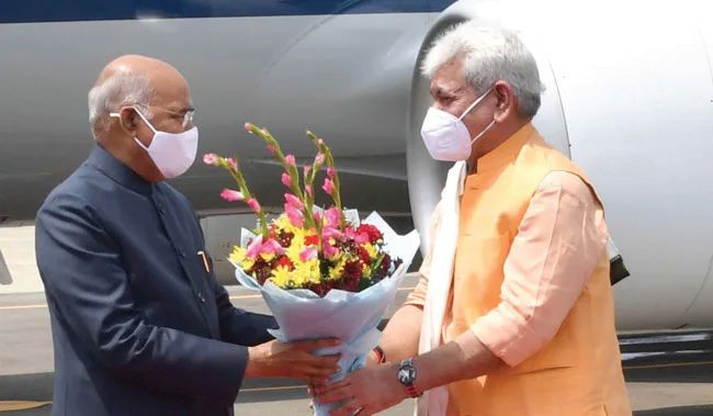 President Kovind arrives Srinagar on 4-day visit to JK & Laadhak, to visit Kargil War memorial