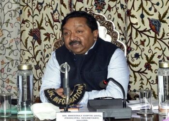 Dheeraj discusses modalities for implementation of NUDM across JK,Presides over MoU signing ceremony with NIUA