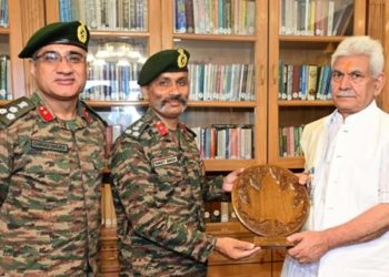 Brig. Saket Singh, Chief Engineer, Project BEACON calls on LG