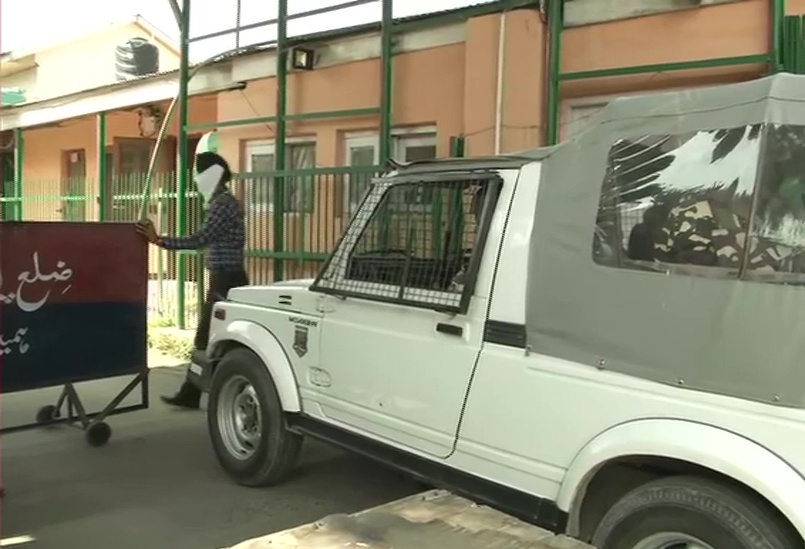 CBI raids 22 locations, top IAS officer’s Srinagar house in J&K gun license case
