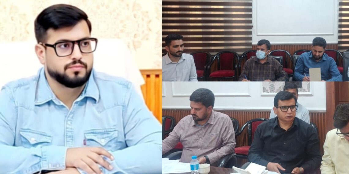  DC Rajouri reviews revenue, PSGA, land acquisition, anti-drug measures
