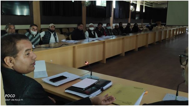 Director Horticulture reviews performance of deptt in Reasi, Samba Distts