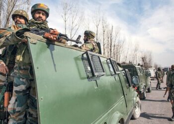 One Killed, 1 Injured As Terrorists Open Fire On Non-Local Workers In Kulgam