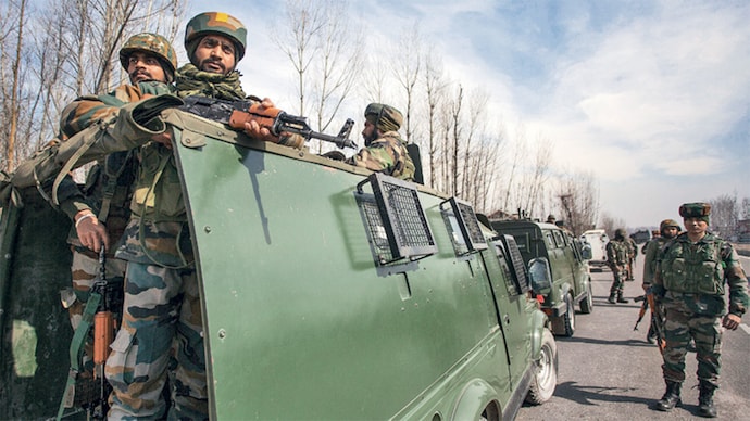 One Killed, 1 Injured As Terrorists Open Fire On Non-Local Workers In Kulgam