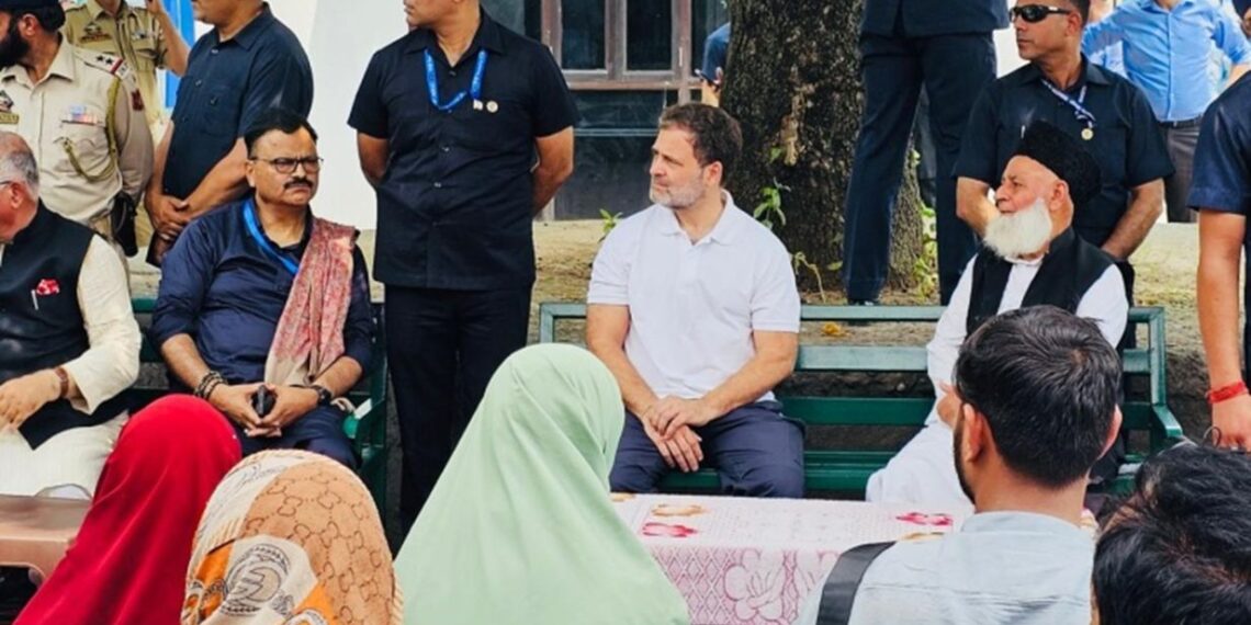 Rahul, Javed Rana visit shelling affected families in Poonch
