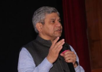 Railway Minister Visits ITITM Lucknow, interacts with probationers