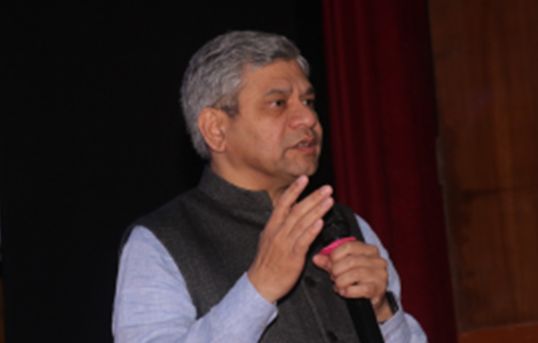 Railway Minister Visits ITITM Lucknow, interacts with probationers