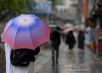 MeT Predicts More Rains From Tomorrow In J&K, Temperatures Mostly Below Normal