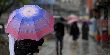 MeT Predicts More Rains From Tomorrow In J&K, Temperatures Mostly Below Normal