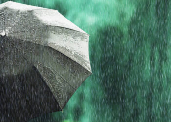 Weather improves in Kashmir after heavy showers till early morning hours
