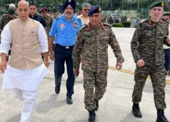 Rajouri Gunfight: Defence Minister, Army Chief visit Rajouri, review security