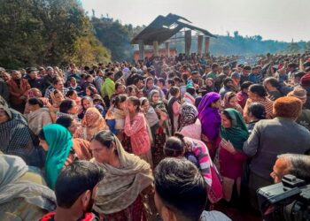 Rajouri Killings: Bodies of 4 civilians, 2 minors cremated amid tears, sobs