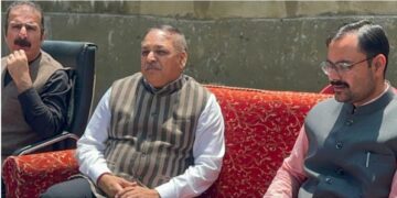 Ram Niwas Sharma visits border villages of Uri; reviews progress on VVP Phase-II