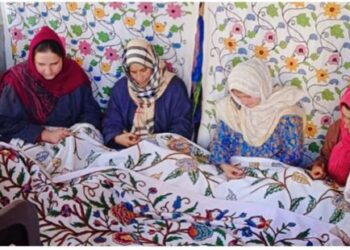 Success Story: Razia Sultan, a Crewel Embroidery Entrepreneur from Kupwara, a ‘Karkhandar’ scheme beneficiary, establishes successful venture