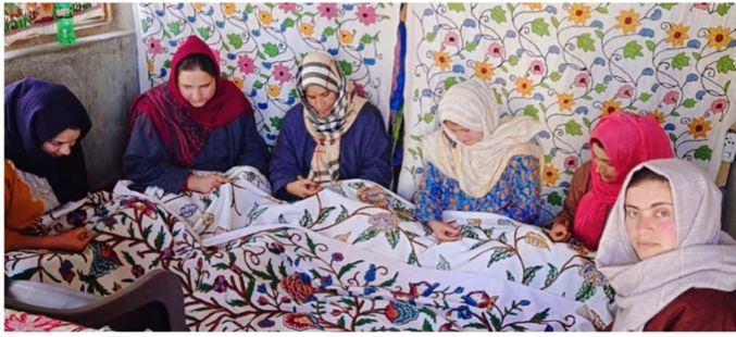 Success Story: Razia Sultan, a Crewel Embroidery Entrepreneur from Kupwara, a ‘Karkhandar’ scheme beneficiary, establishes successful venture