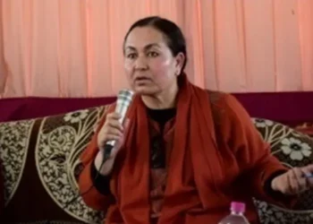 Rehana Batul at Public darbar