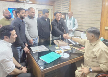 Rehbar-e-Janglat employees’ delegation meets Javed Rana