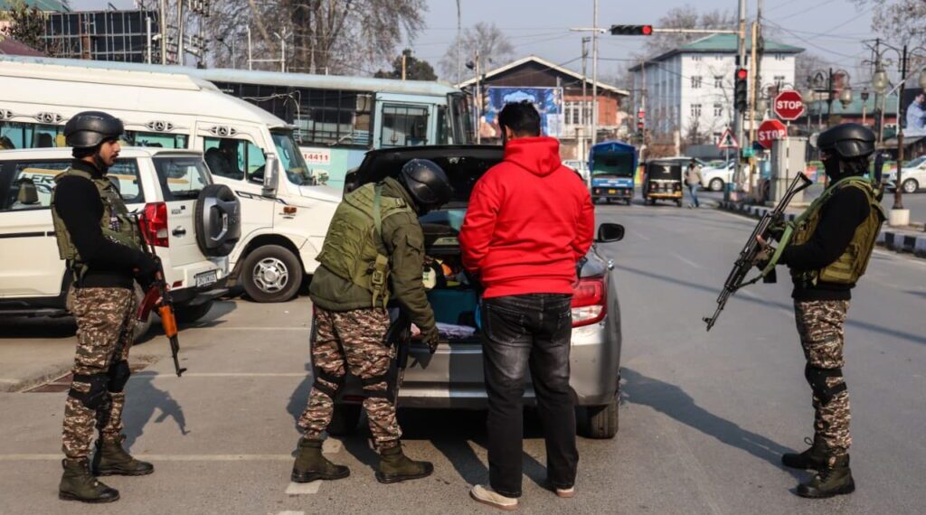Security spruced up across Kashmir ahead of Independence Day celebrations
