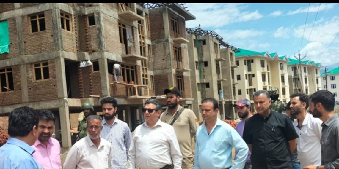 Dr Karwani Reviews Construction Of Transit Accommodations For PM Package Employees In South Kashmir